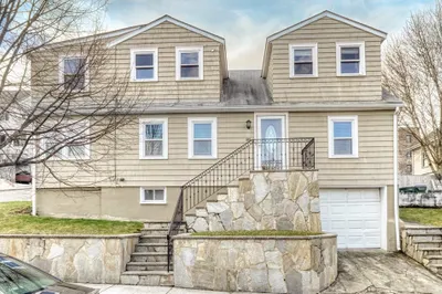 89 Bow St