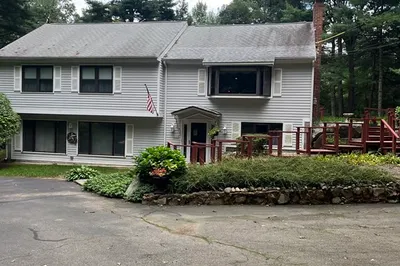 395 Bennett St 1