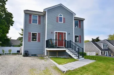 9 Meadow Glen Ln 1