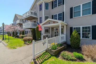 25 Greenleaves Drive #520 1