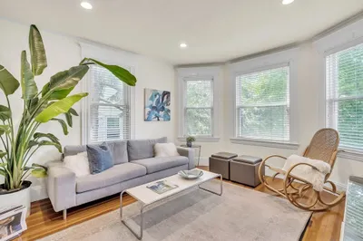 49 Prairie Ave #2 1