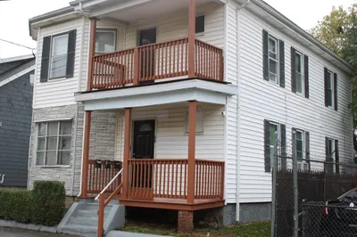 60 Hunt Street 1