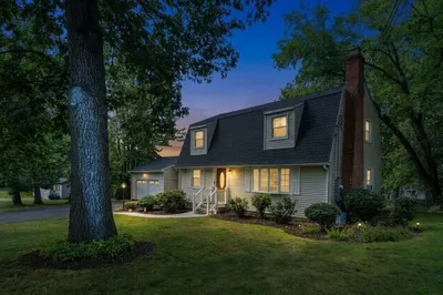 281 Newton Rd 1