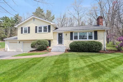 17 Tamarack Road 1