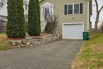 15 Apollo Ave