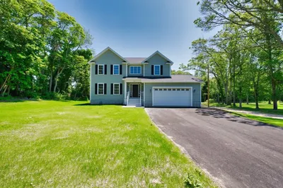 526 Old Warren Road 1