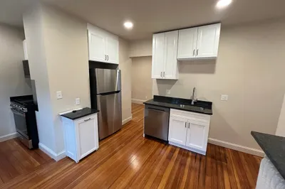 1542 Commonwealth Ave #3