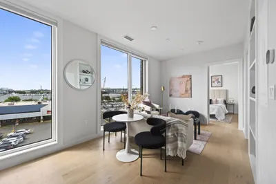 40 William Kelly Sq #403 1