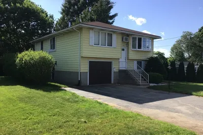 55 Amherst St 1