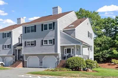 2 Lions Ln #2 1