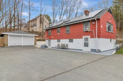 222 Walnut St 1