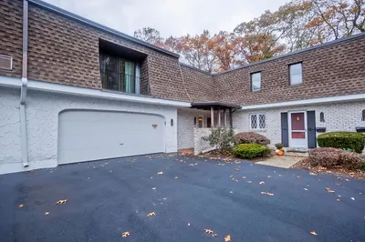 197 Porter Lake Drive ##197 1