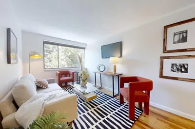 20 Riverside Street #3-6