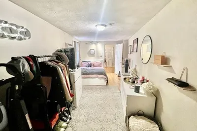 20 Bartlett Place #2
