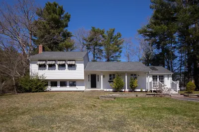 216 Queens Brook Rd