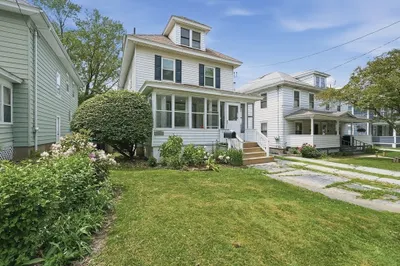34 Holmes Rd