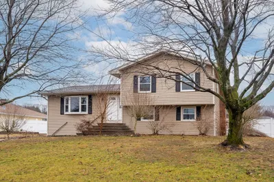 306 Chapin Street 1