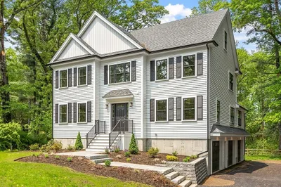 157 Shawsheen Ave 1