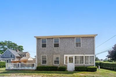 76 Island St 1