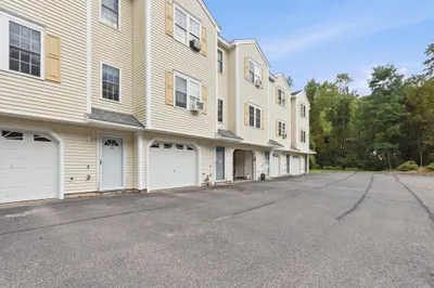 350 Riverbend St #111 1