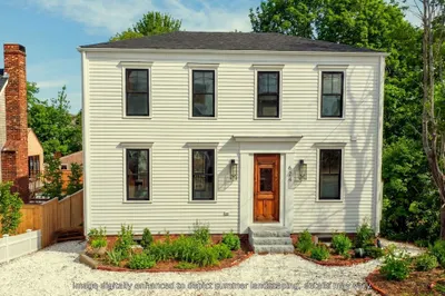 624 Commercial Street 1