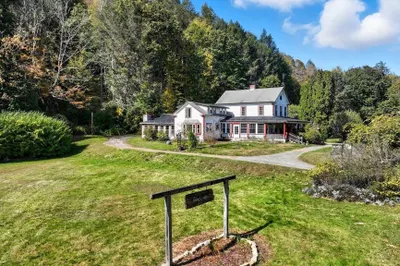 500 E River Rd