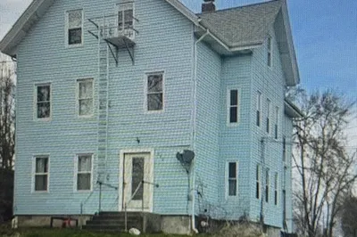 352 Main St ##2