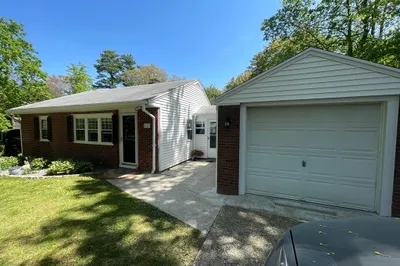 224 Old Main Street 1