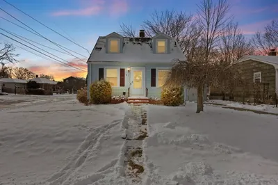43 Deer Street 1