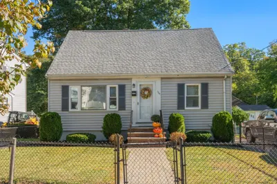 124 Windham Rd 1