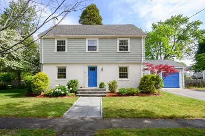 51 Rustlewood Rd 1