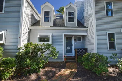18 Southpoint Drive #18-C 1