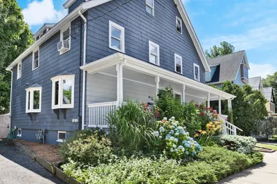 16 Brookford St