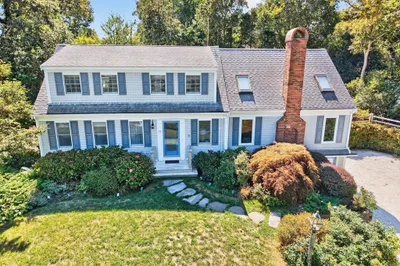 22 Nauset Farms Private Way 1