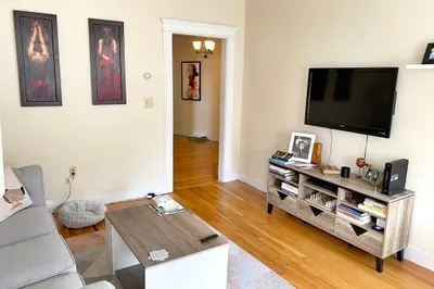 9 Colborne Rd #18