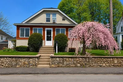 11 Everett Ave