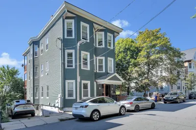 22 Fisher Avenue #3 1