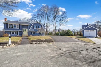 16 Murphys Ln 1