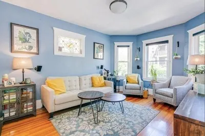 27 King St #1