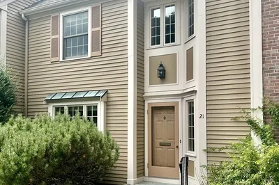 21 Oakland Avenue #21