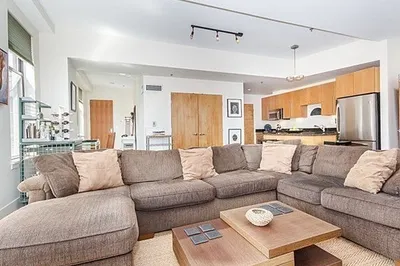 725 Harrison Ave #504 1