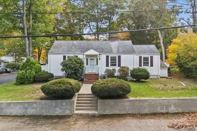 111 Russ St