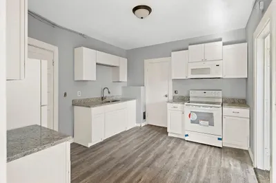364 Main Street #2