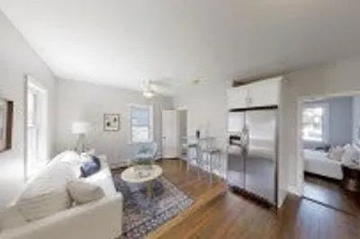 836 Canterbury St #1R 1