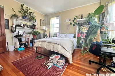 4 Montcalm Ave #2