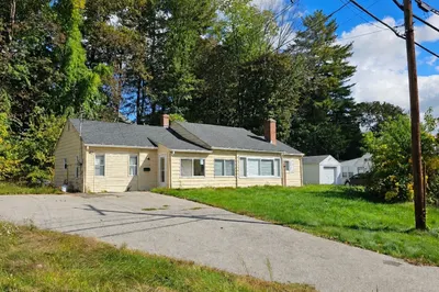 1343 Pleasant St 1