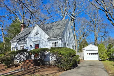 36 Brewster Rd 1