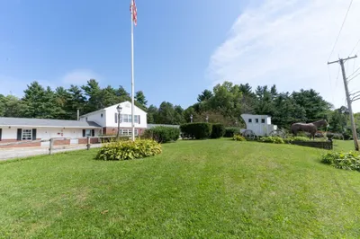 309 Sturbridge Rd 1