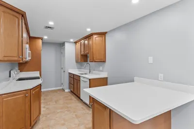 404 Broadway #104 1