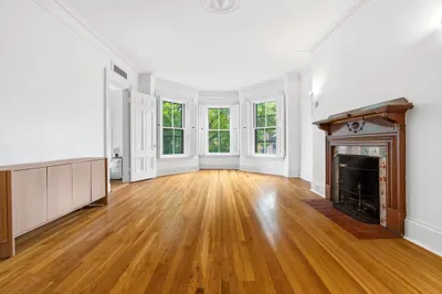 302 Commonwealth Ave #C 1